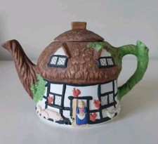 Vintage Teapot Christopher Wren Cottages Design For Staffordshire Table Ware