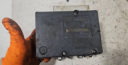 Volvo xc60 abs pump 30793445 - xc60,