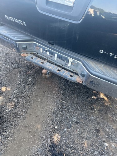 Tow bar 2012 nissan - 2012, navara