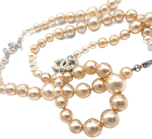 Chanel long pearl necklace - chanel, cc
