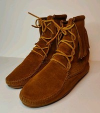 Minnetonka Moccasins Size 7 US