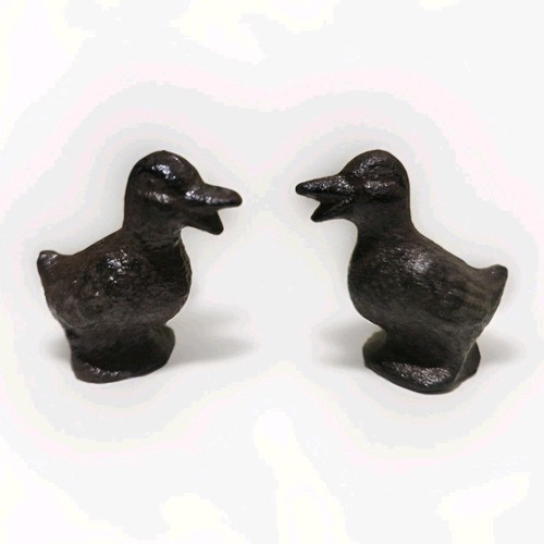 Pair miniature cast - miniature, iron