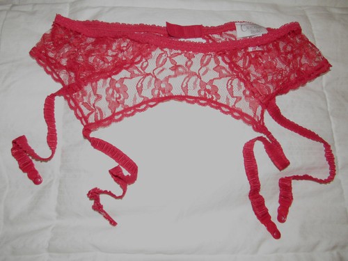 Vtg cinema etoile red lace - etoile,