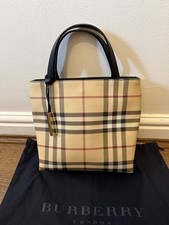 BURBERRY LONDON Beige Nova