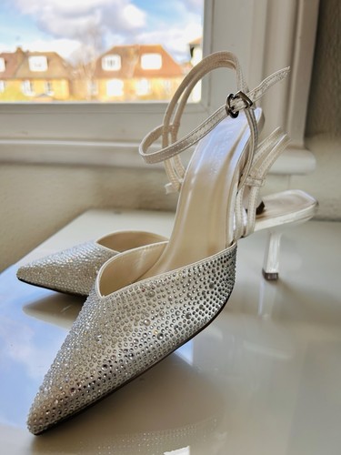 Paradox london suki ivory - london,
