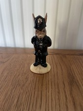 Bunnykins Royal Doulton Policeman DB60