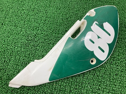 Left white side - white,