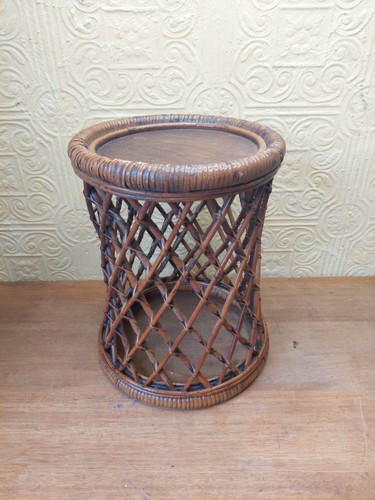 Vintage wicker plant stand - wicker,
