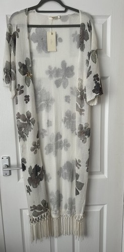 Bnwt stunning knitted kimono - knitted,
