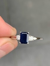 18ct Gold Diamond Sapphire Three Stone Ring, 18k 750 Heavy 3.3G