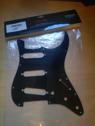 Genuine fender stratocaster - fender,