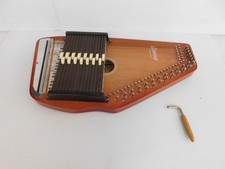 Oscar Schmidt Autoharp Model