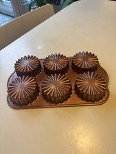 Nordic Ware Cakelet Baking tin