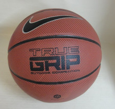 Nike True Grip Outdoor