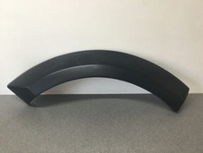 Wheel Arch Trim Discovery 3 Driver Side Body Ref LF05 