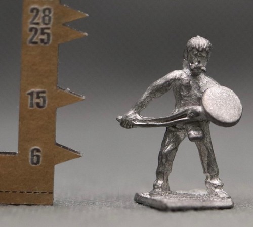 Hinchliffe models 25mm ancient - models,