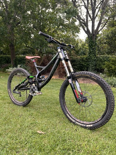 Specialized demo carbon - demo,