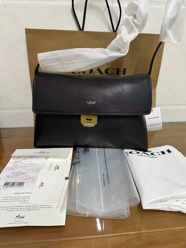 New coach chelsea shoulder bag - new,