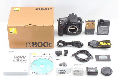 Almost mint box nikon - in,