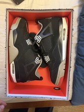 Nike Air Jordan 4 Retro Bred