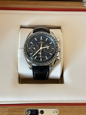 OMEGA Speedmaster Moonphase