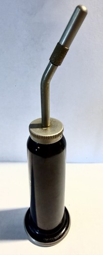 Vintage huile oil thumb pump - vintage,