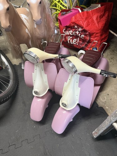 Our generation scooter vespa - our,