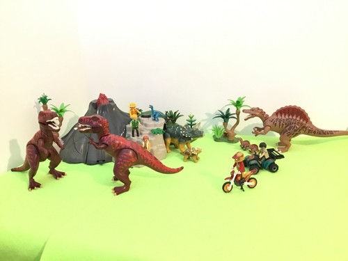 Playmobil huge dinosaur - huge,