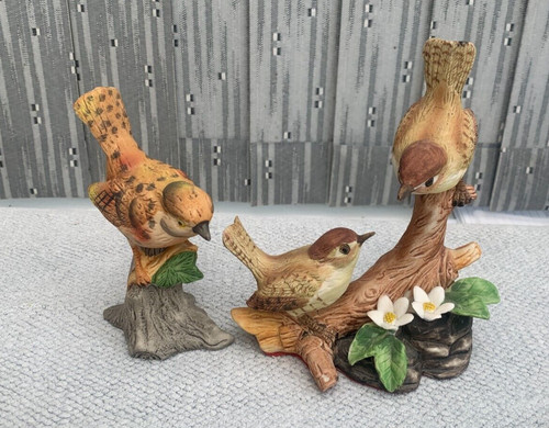 Porcelain wren birds - 2,