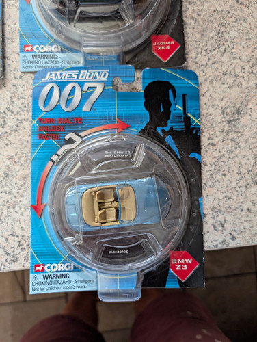 Corgi james bond - bond, bmw