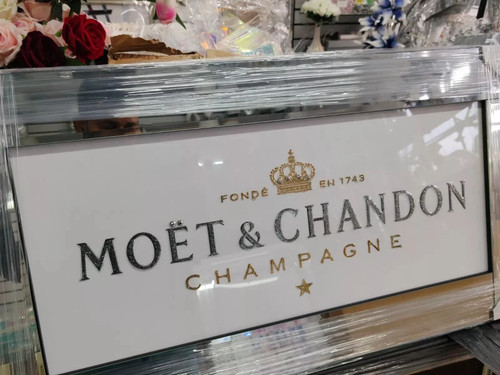 Moet and chandon cocktail - moet, 3d