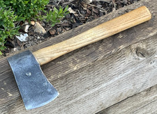 Vintage small lb - lb, axe