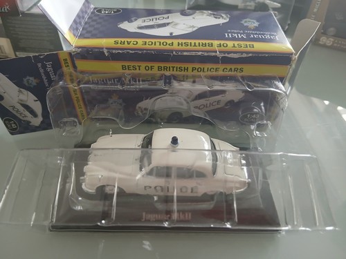 Jaguar mk2 police car - police,