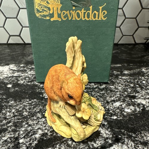 Teviotdale mouse sculpture - teviotdale,