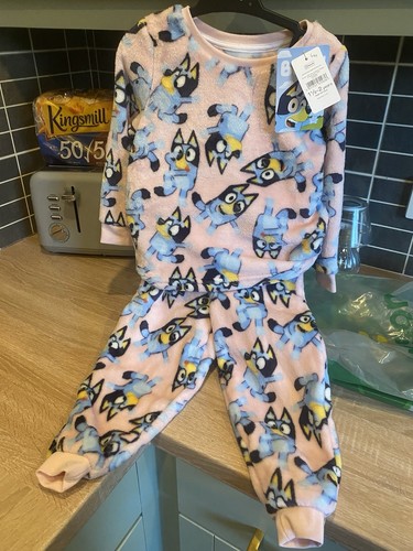 Pink bluey pjs 2yr - pink,