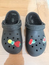 Crocs black fur - lined, size