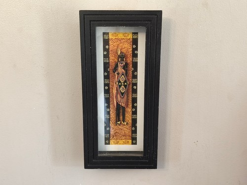 Vintage wall plaque shadow box - vintage,