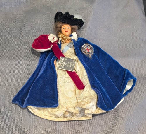 Peggy nisbet queen elizabeth - queen,