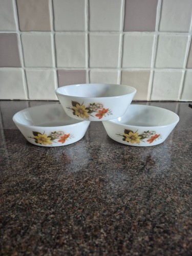 Pyrex vintage jaj bowls - jaj,