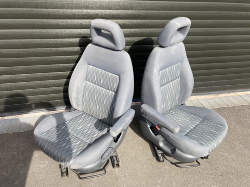Captain seats swivel - captain, vw