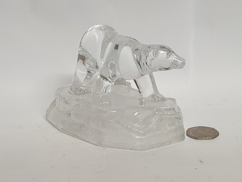 Glass polar bear - polar,