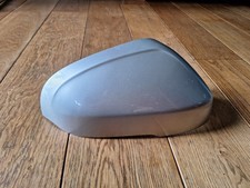 VOLVO V40 MK3 RIGHT DRIVER SIDE DOOR WING MIRROR COVER TRIM SILVER 3304-548