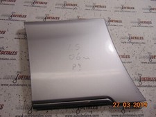 Lexus LS 430 front left wing