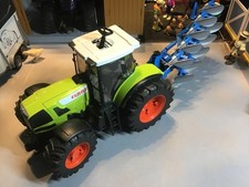 Bruder 1:16 Scale Claas Atles