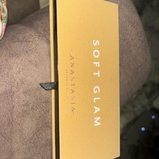 Anastasia Beverly Hills - Soft