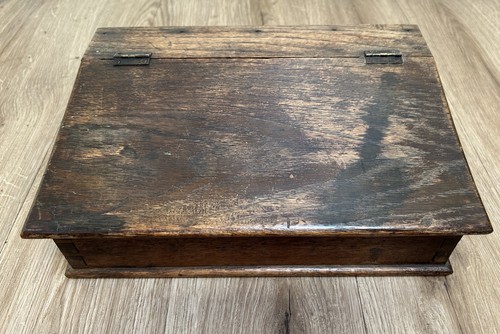 Antique writing slope bible - /,