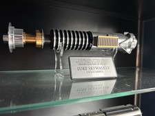 Star Wars Galaxy's Edge Luke Skywalker Legacy Lightsaber Return of the Jedi