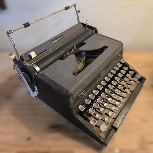 Vtg 1940s royal quiet luxe - vtg,
