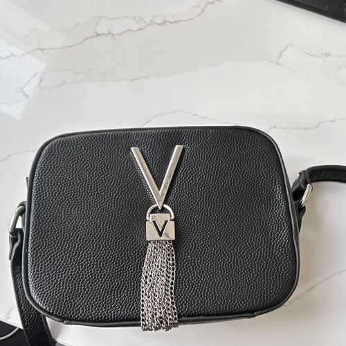 Valentino logo camera - v,