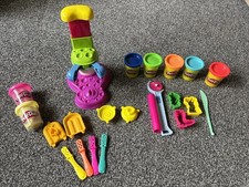 Play Doh Ice Lolly Maker Set And Peppa Pig Cutters With 7 Pots Of Doh
